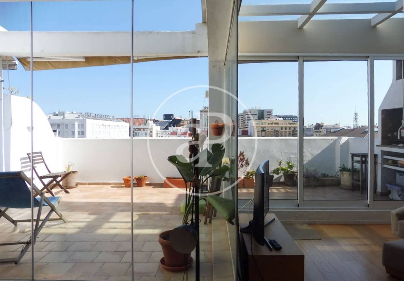 Penthouse de 3 chambres à louer à Valence ville - 2 300 € (Ref: 8926880)