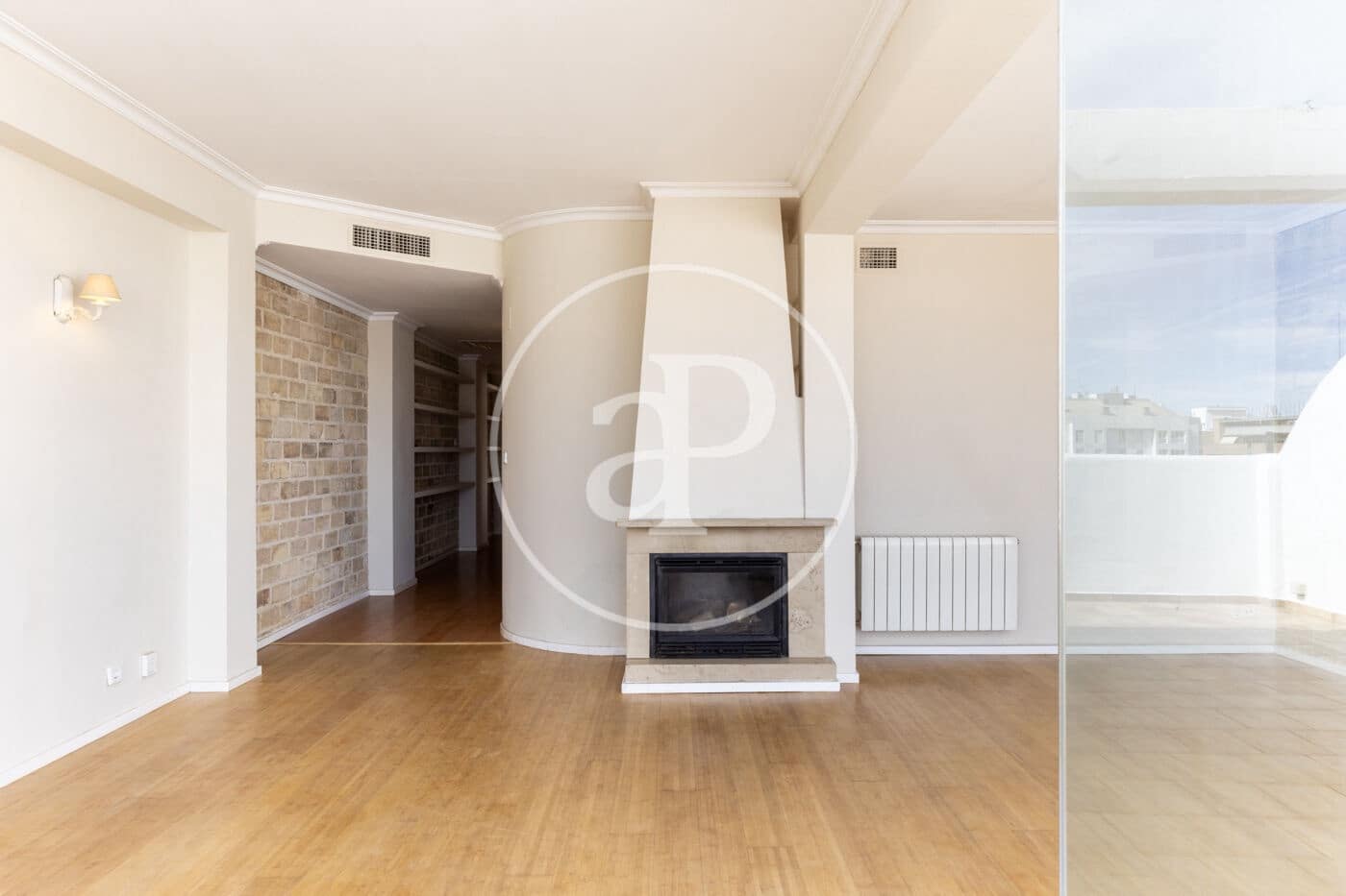 3 sovrum Takvåning att hyra i Valencia stad - 2 300 € (Ref: 8926880)