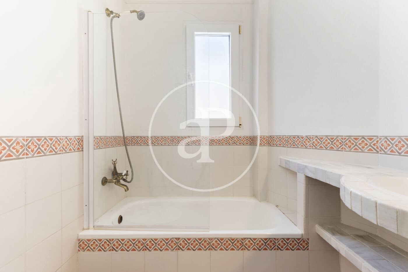 3 sovrum Takvåning att hyra i Valencia stad - 2 300 € (Ref: 8926880)