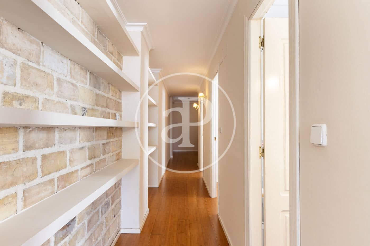 3 sovrum Takvåning att hyra i Valencia stad - 2 300 € (Ref: 8926880)