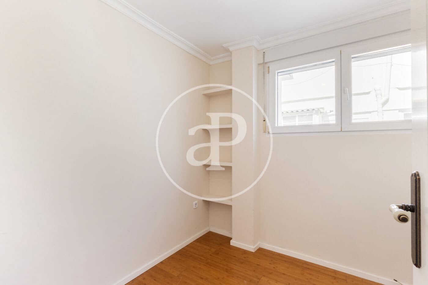 3 sovrum Takvåning att hyra i Valencia stad - 2 300 € (Ref: 8926880)