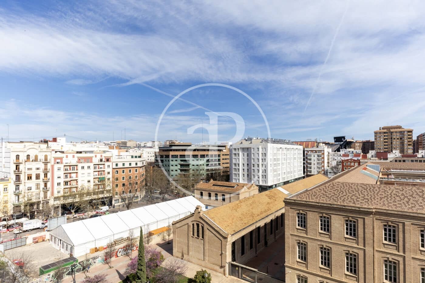 3 sovrum Takvåning att hyra i Valencia stad - 2 300 € (Ref: 8926880)