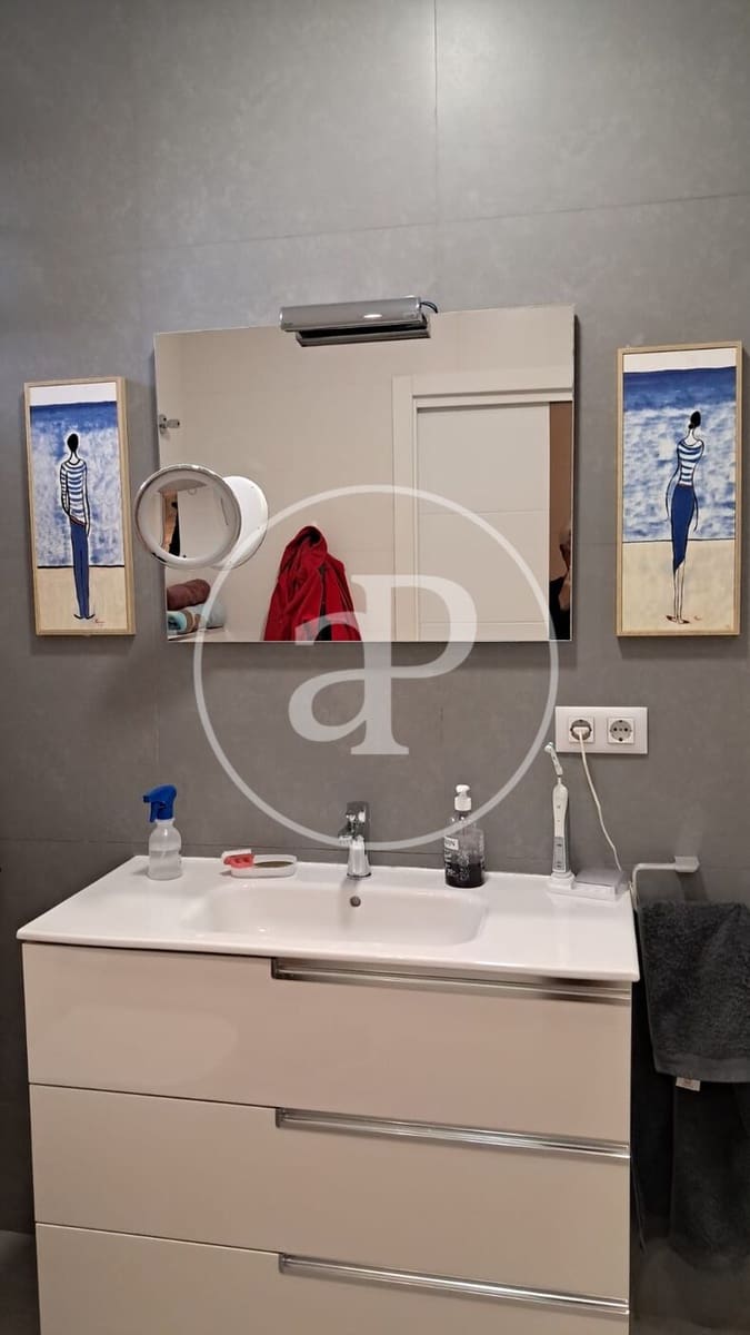 2 sovrum Lägenhet att hyra i Valencia stad - 1 600 € (Ref: 8926881)