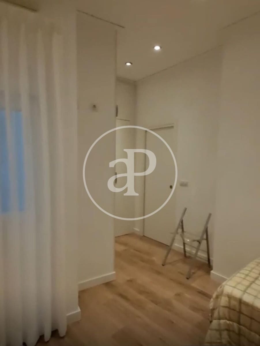 2 sovrum Lägenhet att hyra i Valencia stad - 1 600 € (Ref: 8926881)