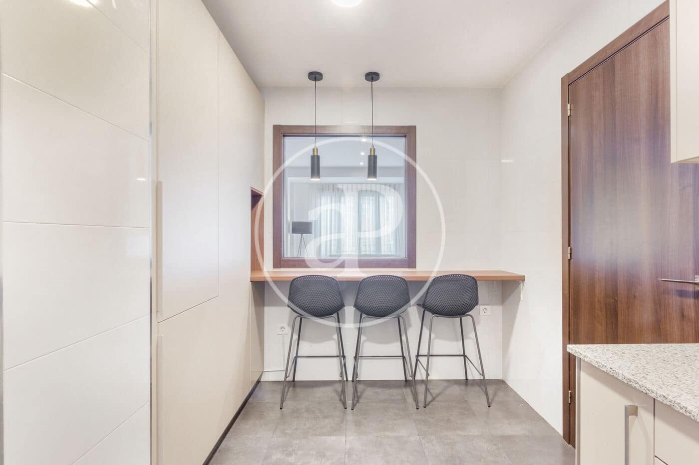 4 sypialnia Apartament do wynajęcia w Miasto Walencja - 3 200 € (Ref: 8929173)