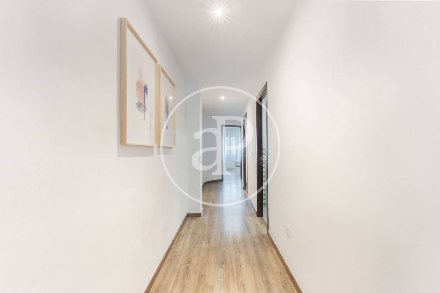 4 sypialnia Apartament do wynajęcia w Miasto Walencja - 3 200 € (Ref: 8929173)