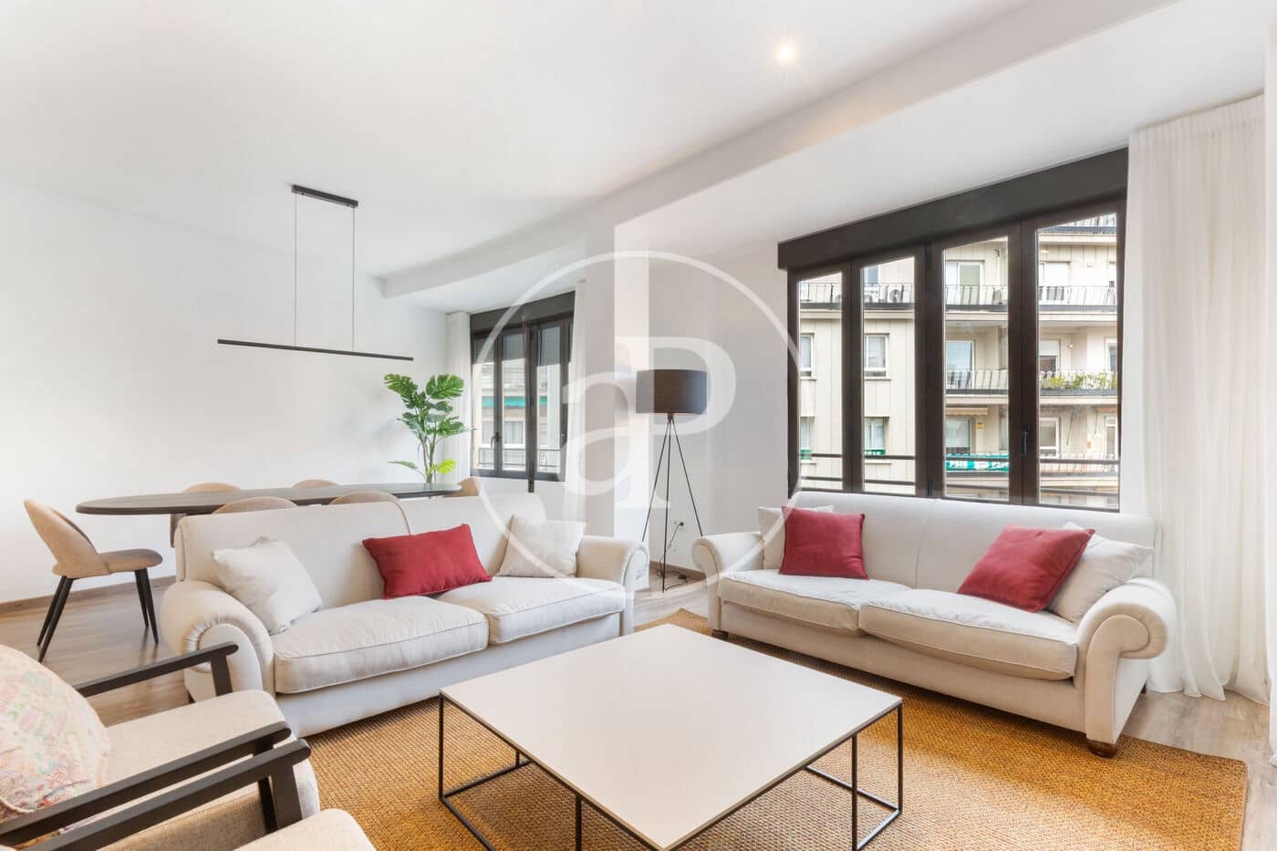 4 sypialnia Apartament do wynajęcia w Miasto Walencja - 3 200 € (Ref: 8929173)