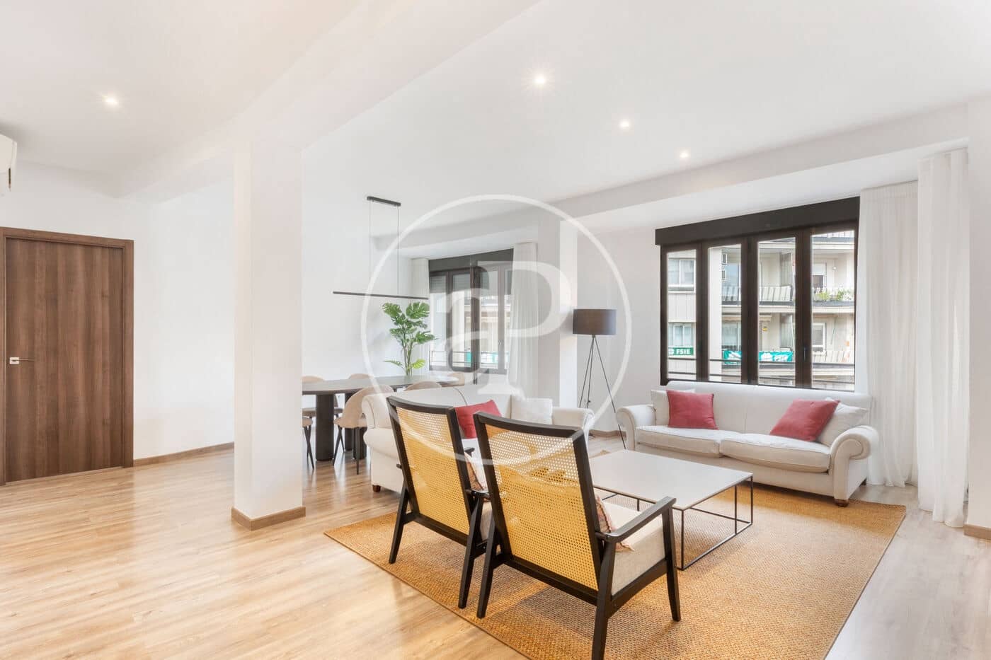 4 sypialnia Apartament do wynajęcia w Miasto Walencja - 3 200 € (Ref: 8929173)