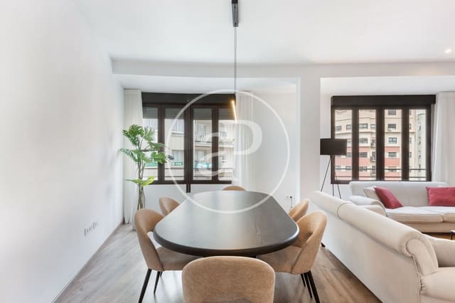 Appartement de 4 chambres à louer à Sant Francesc, Valence ville - 3 200 € (Ref: 8929173)