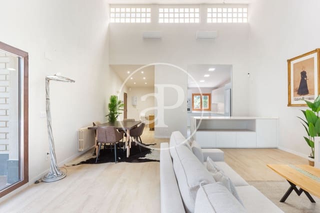 5 Zimmer Villa zu vermieten in Chiva - 3.000 € (Ref: 8929174)