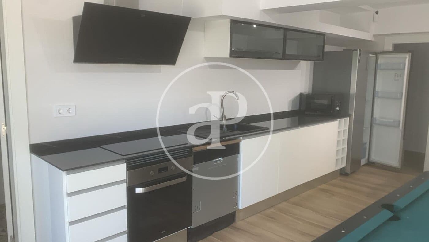 5 camera da letto Villa da affittare in Chiva - 3.500 € (Rif: 8929174)