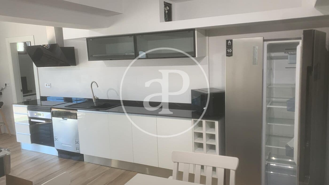 5 camera da letto Villa da affittare in Chiva - 3.500 € (Rif: 8929174)