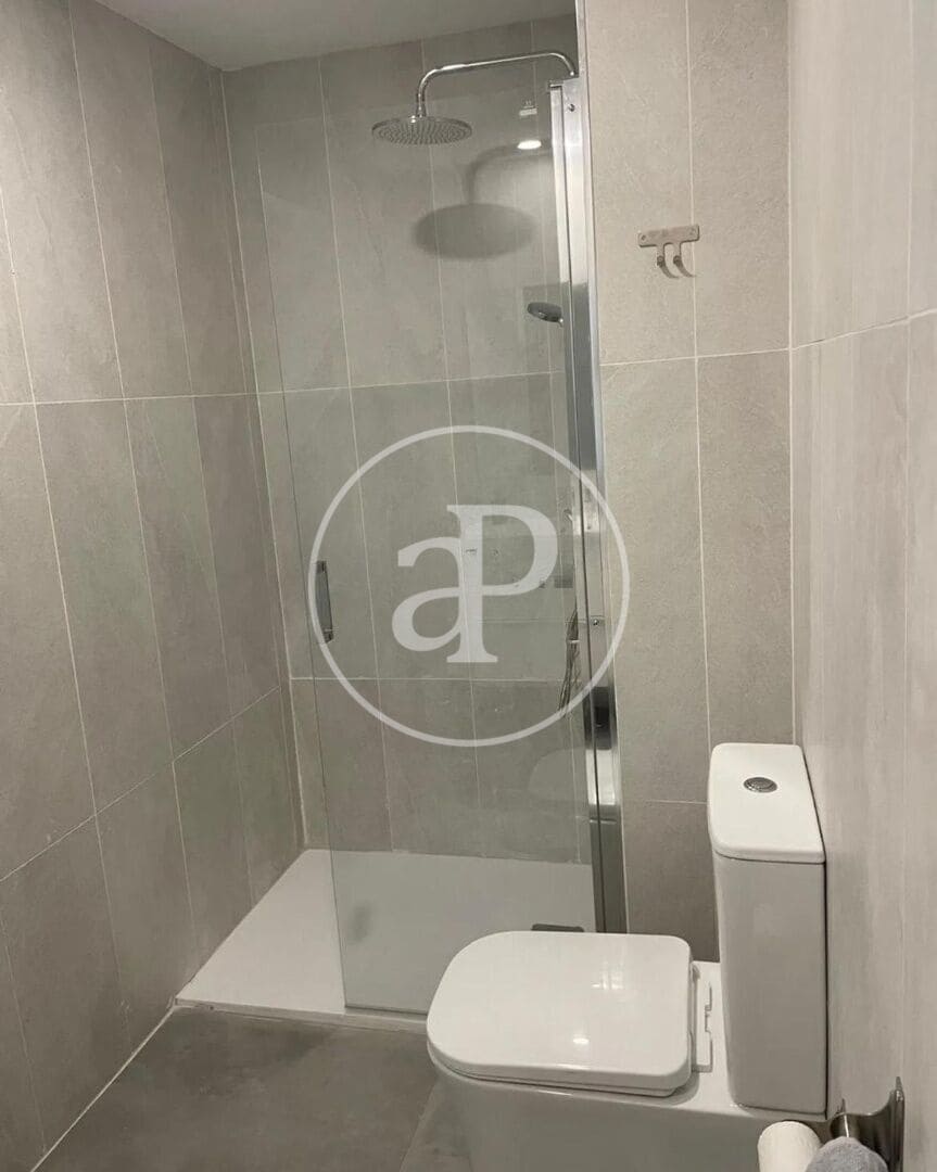 Villa da affittare in Valencia citta - 1.100 € (Rif: 8929177)