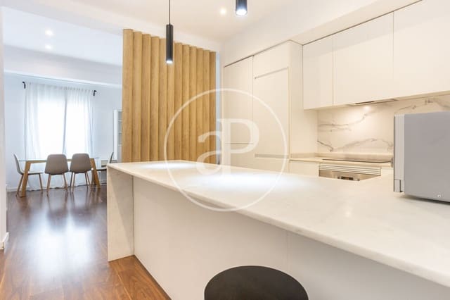 Apartamento de 2 habitaciones en Russafa, València ciudad en alquiler - 1.850 € (Ref: 8932471)