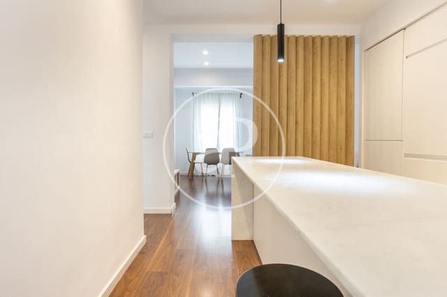 Apartamento de 2 habitaciones en Russafa, València ciudad en alquiler - 1.850 € (Ref: 8932471)