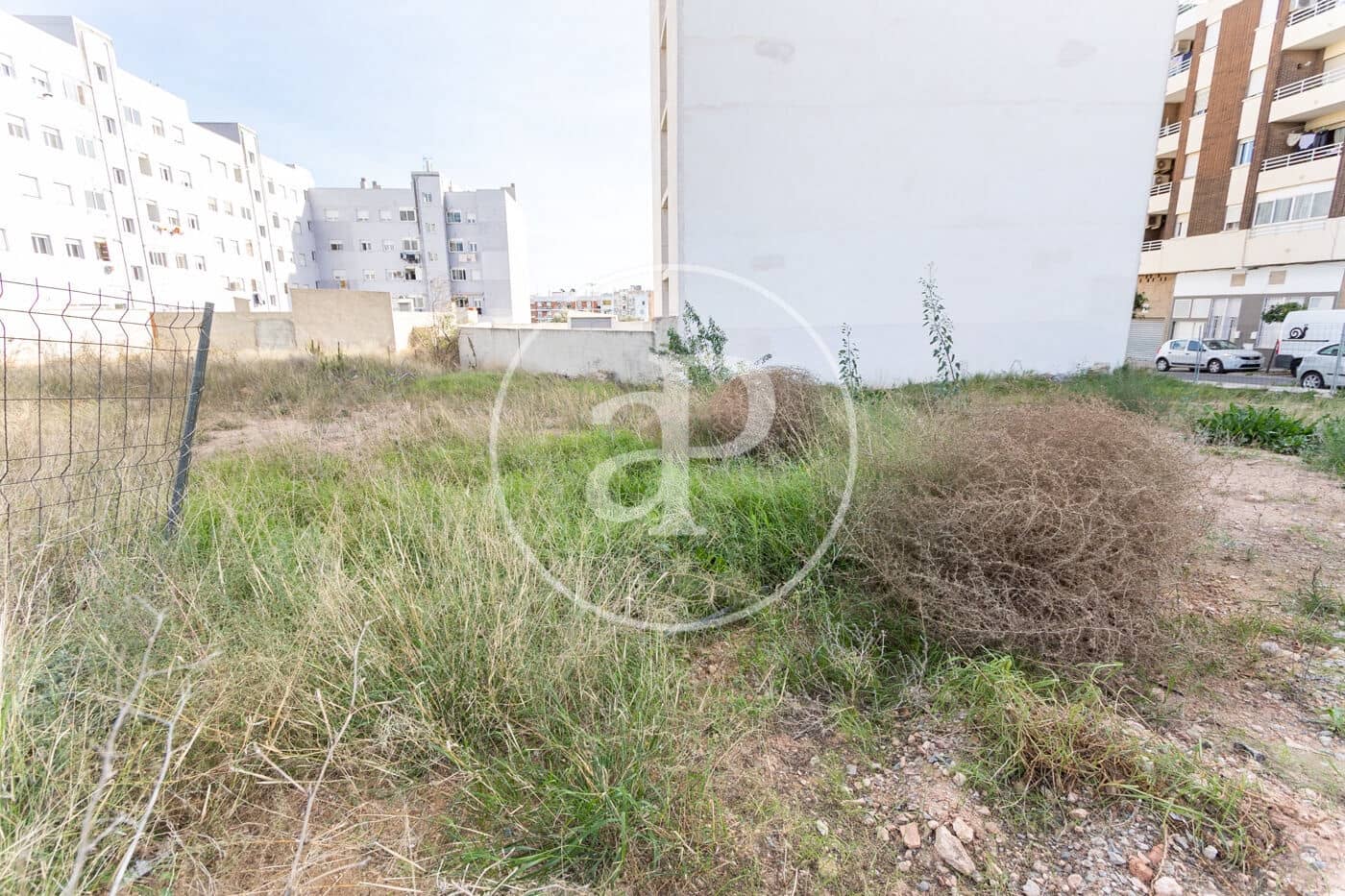 Grunde uden byggetilladelser til salg i Moncada - € 1.300.000 (Ref: 8932472)