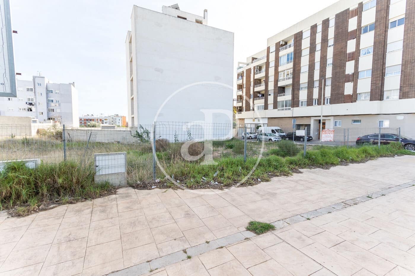 Grunde uden byggetilladelser til salg i Moncada - € 1.300.000 (Ref: 8932472)