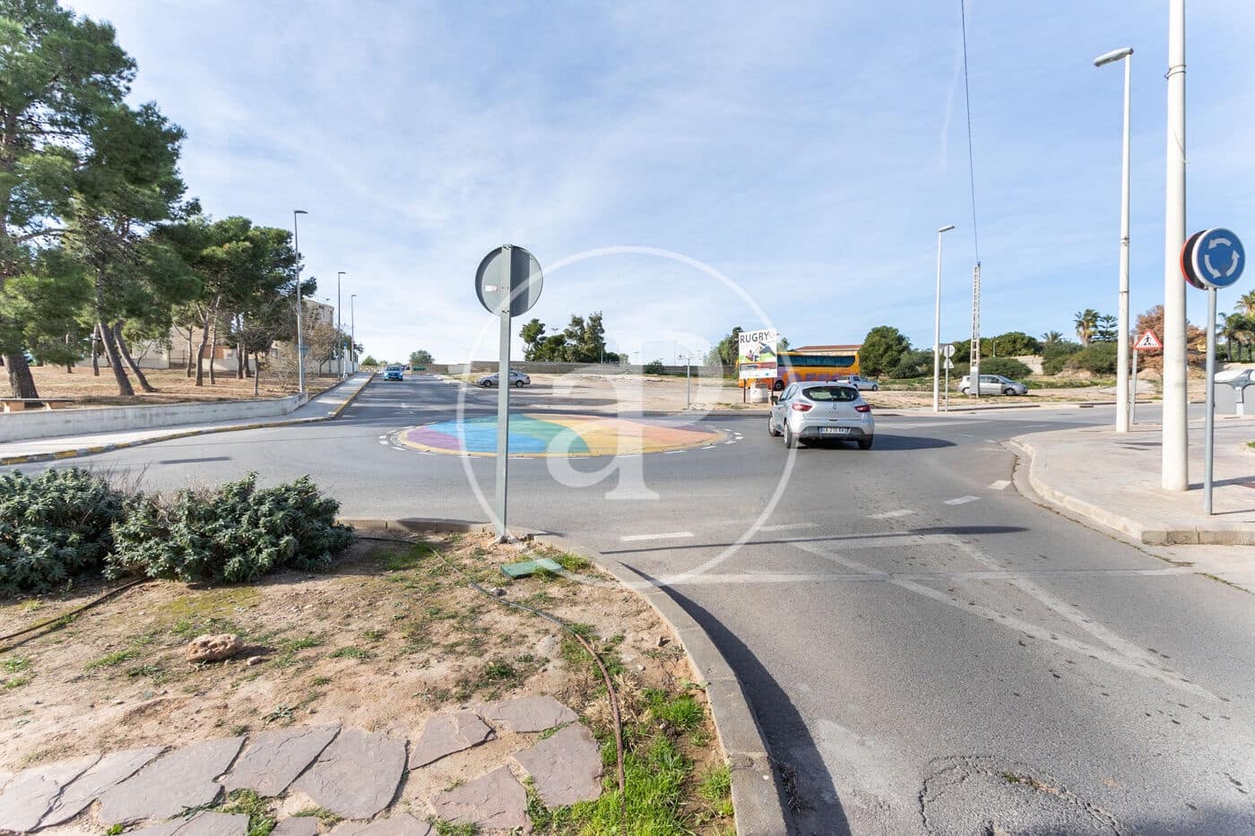 Grunde uden byggetilladelser til salg i Moncada - € 1.300.000 (Ref: 8932472)