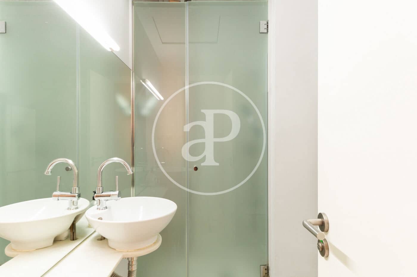 2 soveværelse Lejlighed til leje i Valencia by - € 1.550 (Ref: 8935388)