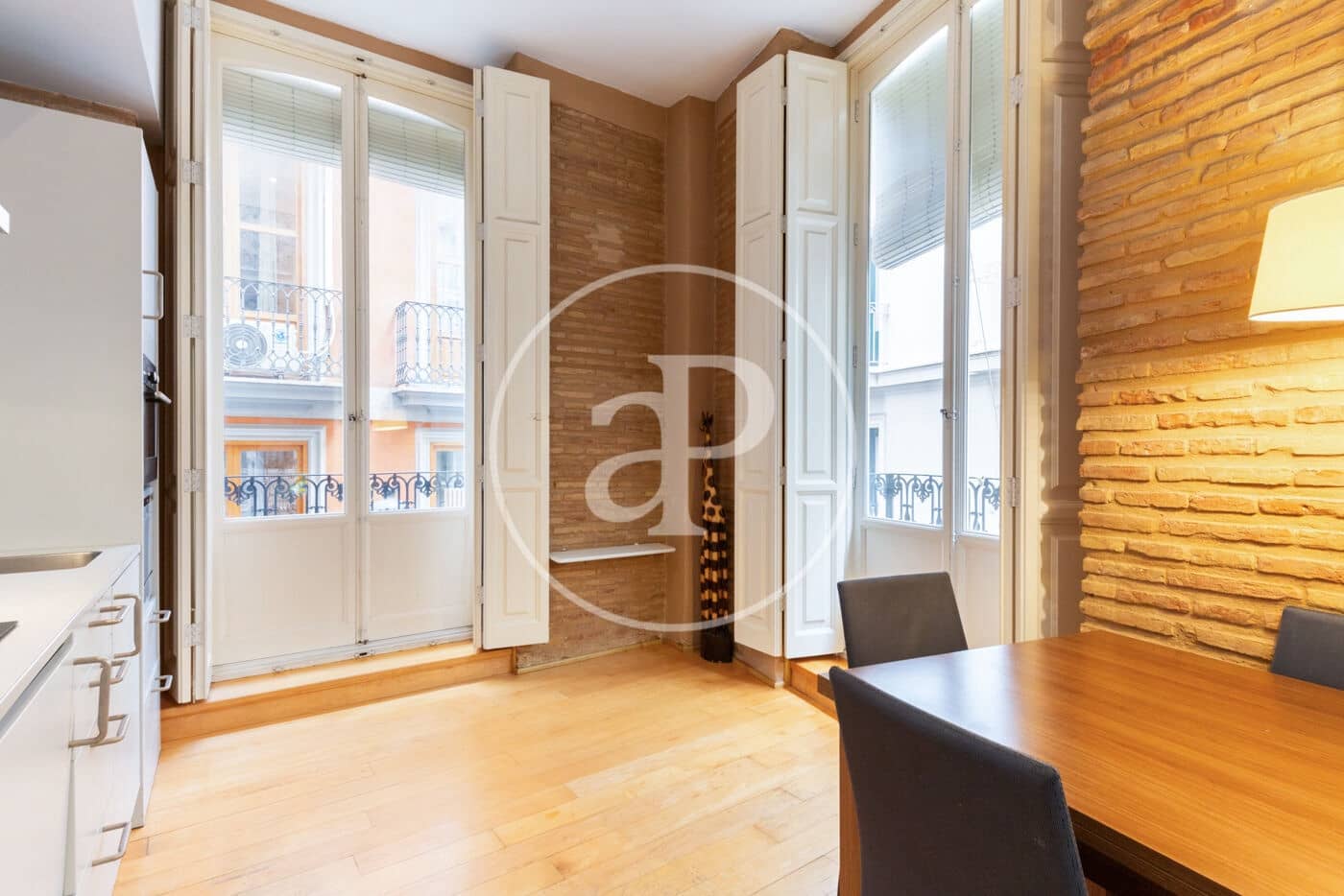 2 soveværelse Lejlighed til leje i Valencia by - € 1.550 (Ref: 8935388)