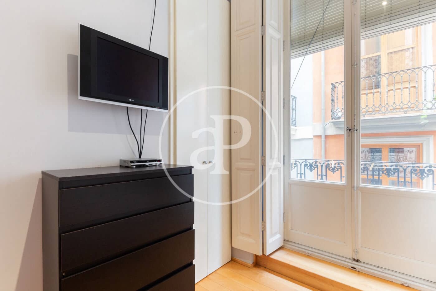 2 soveværelse Lejlighed til leje i Valencia by - € 1.550 (Ref: 8935388)