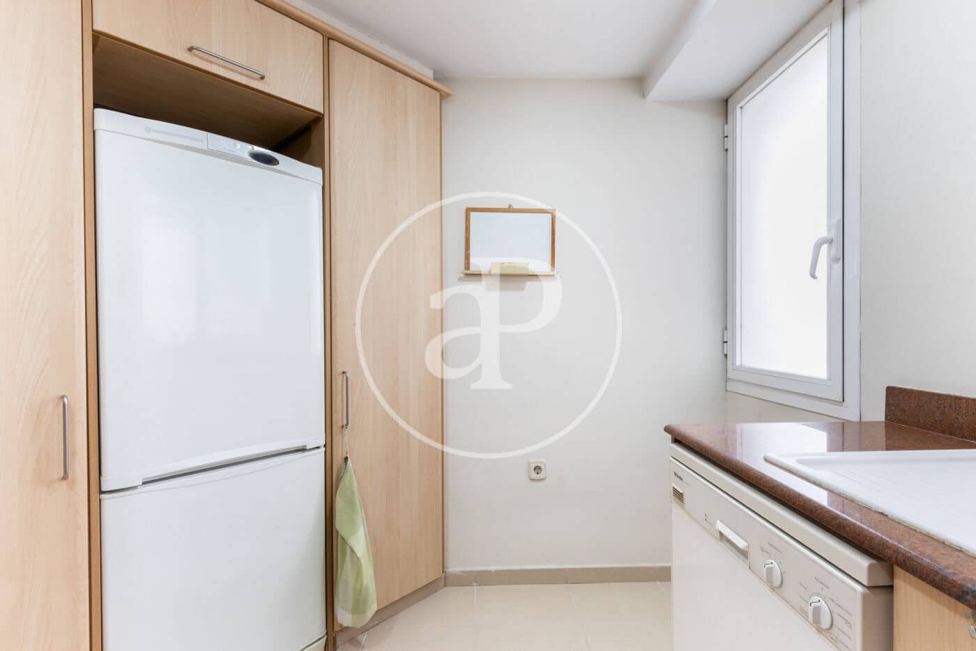 4 sypialnia Apartament na sprzedaż w Miasto Walencja - 340 000 € (Ref: 8938908)