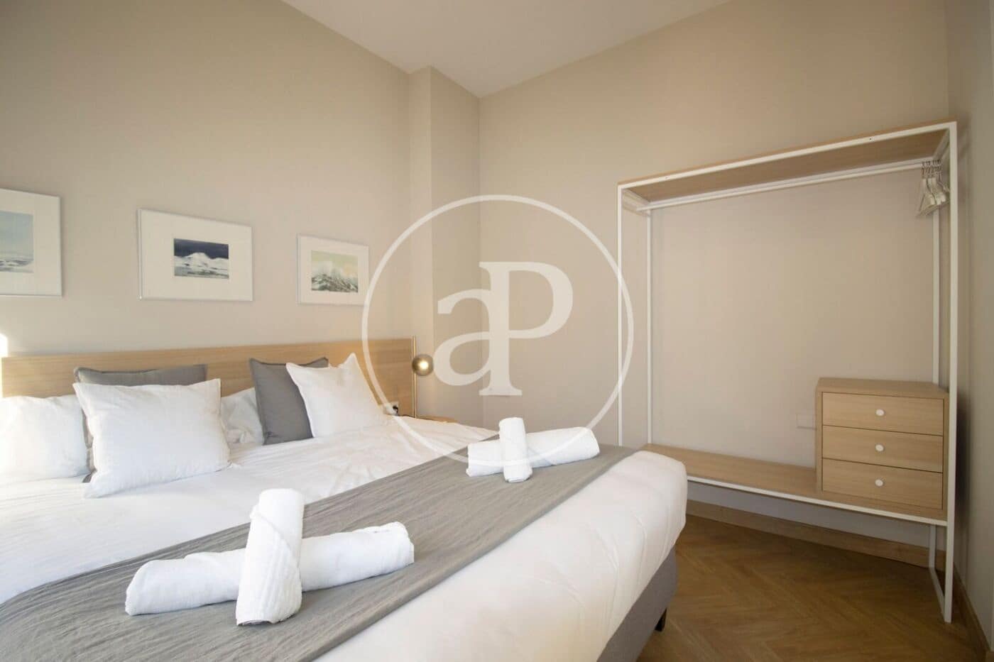 1 bedroom Apartment for rent in Valencia city - € 2,100 (Ref: 8999979)