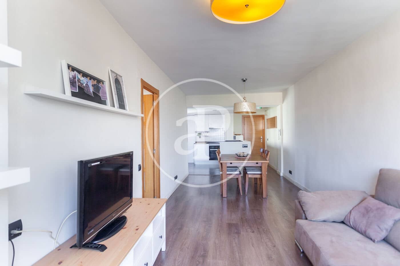 3 sovrum Lägenhet att hyra i Valencia stad - 1 400 € (Ref: 8999984)