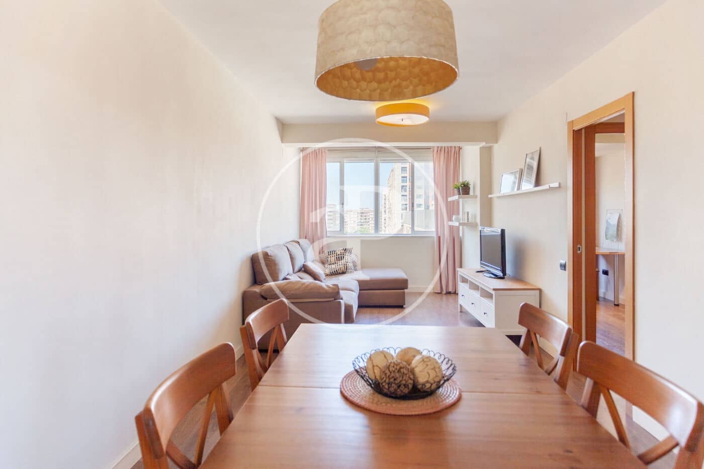 3 sovrum Lägenhet att hyra i Valencia stad - 1 400 € (Ref: 8999984)