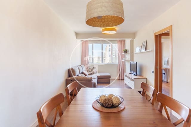 3 sovrum Lägenhet att hyra i Ciutat Jardi, Valencia stad - 1 400 € (Ref: 8999984)