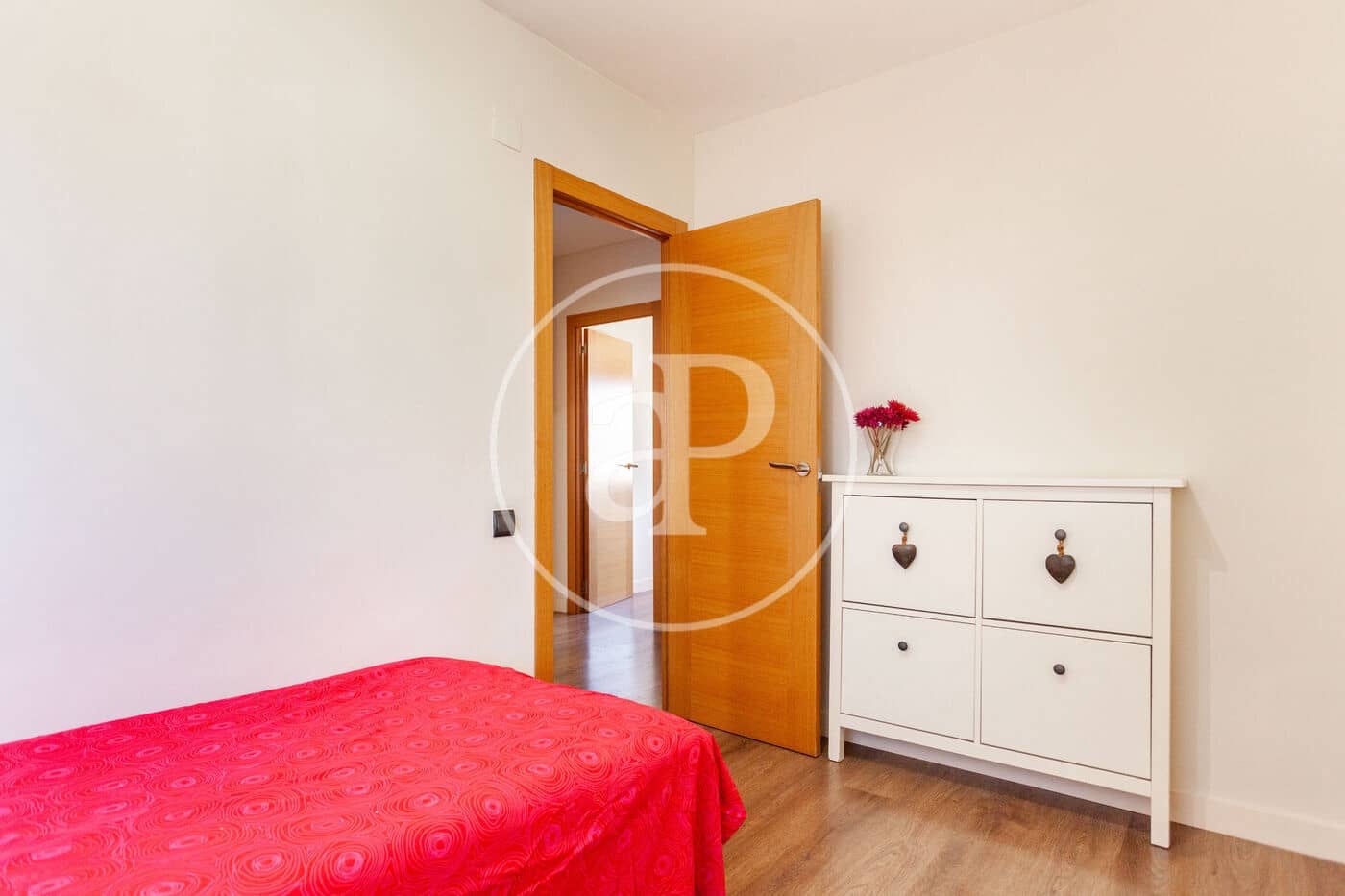 3 sovrum Lägenhet att hyra i Valencia stad - 1 400 € (Ref: 8999984)