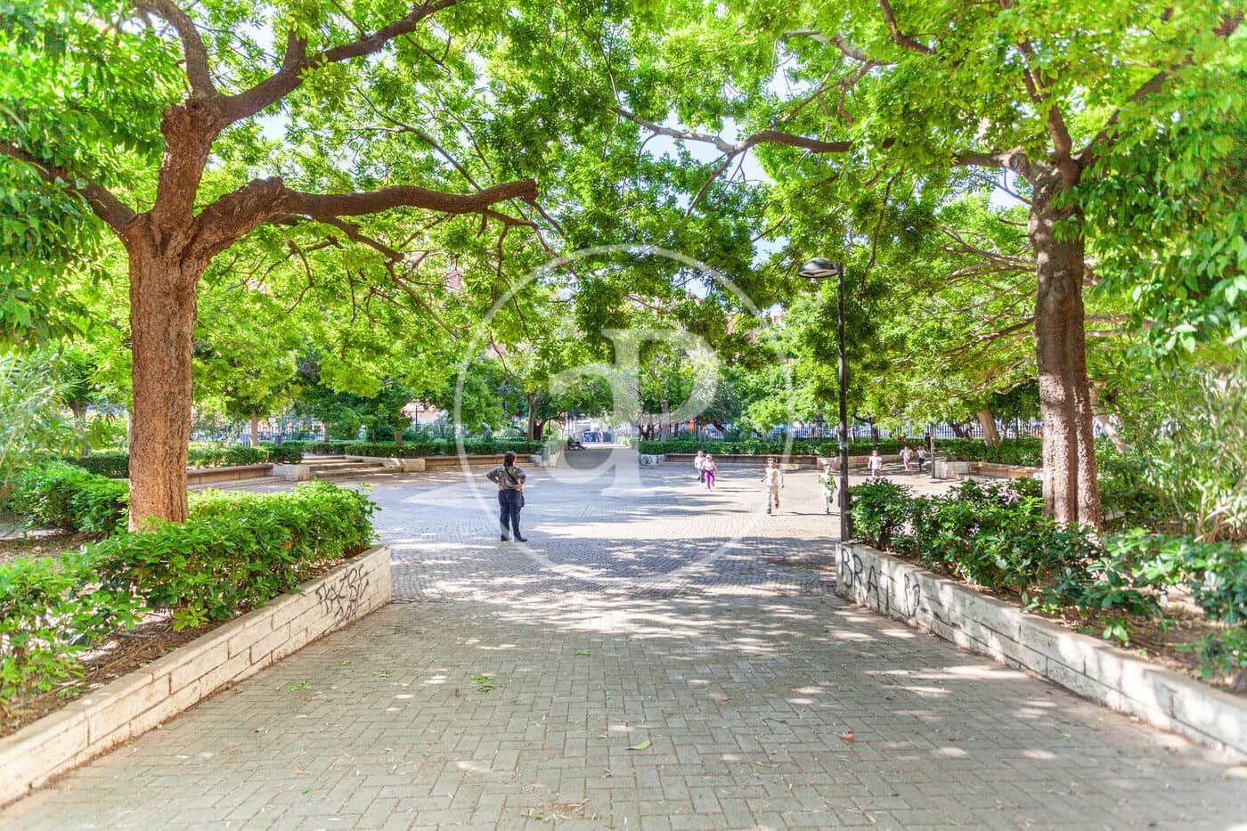 3 sovrum Lägenhet att hyra i Valencia stad - 1 400 € (Ref: 8999984)