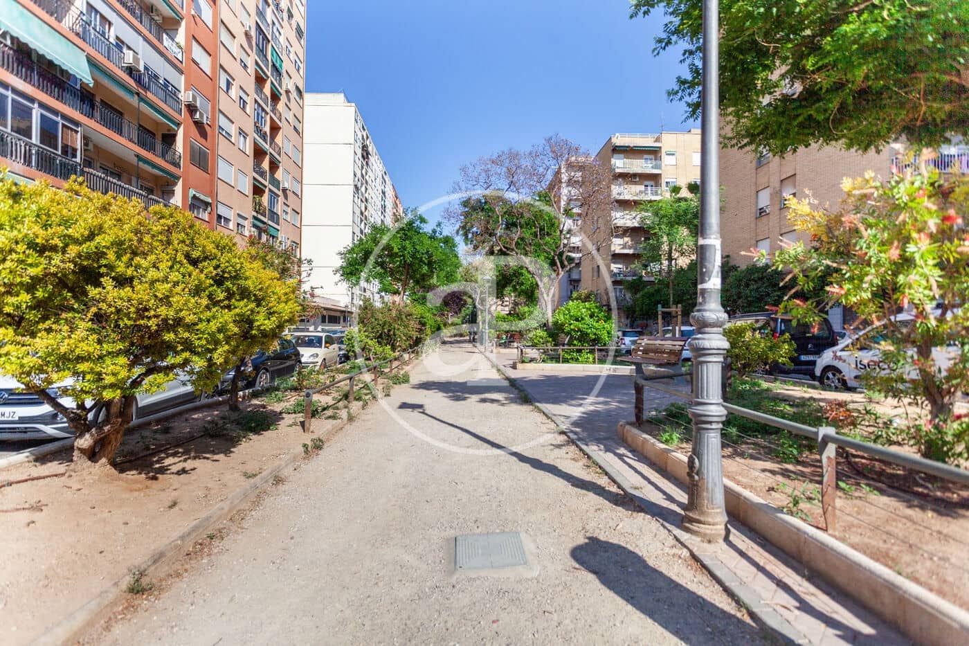 3 sovrum Lägenhet att hyra i Valencia stad - 1 400 € (Ref: 8999984)