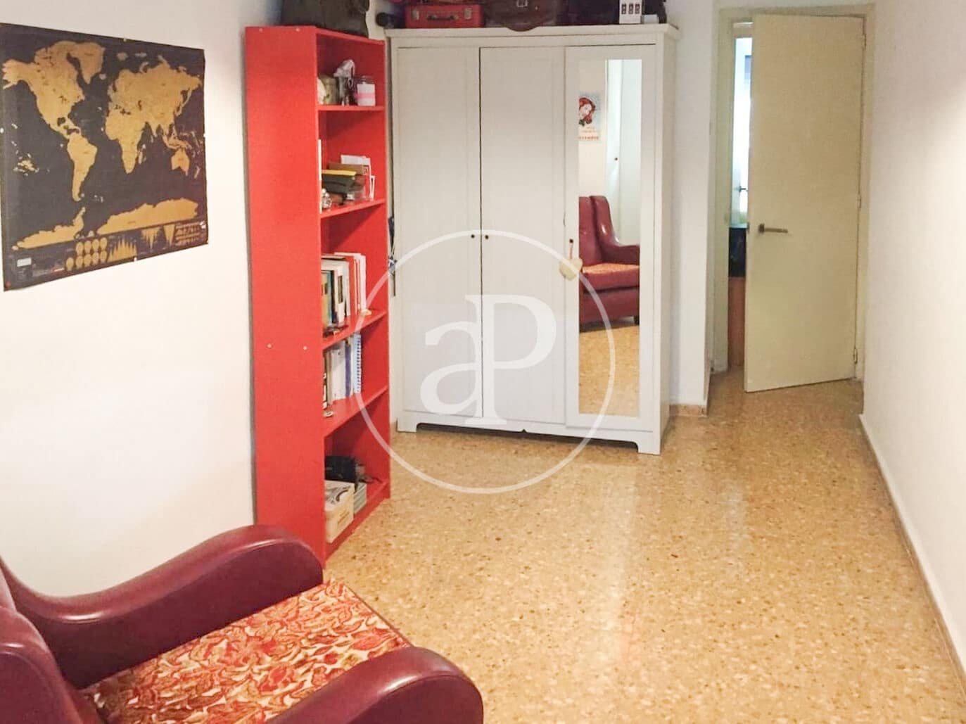 2 soveværelse Lejlighed til salg i Valencia by - € 165.000 (Ref: 8999991)