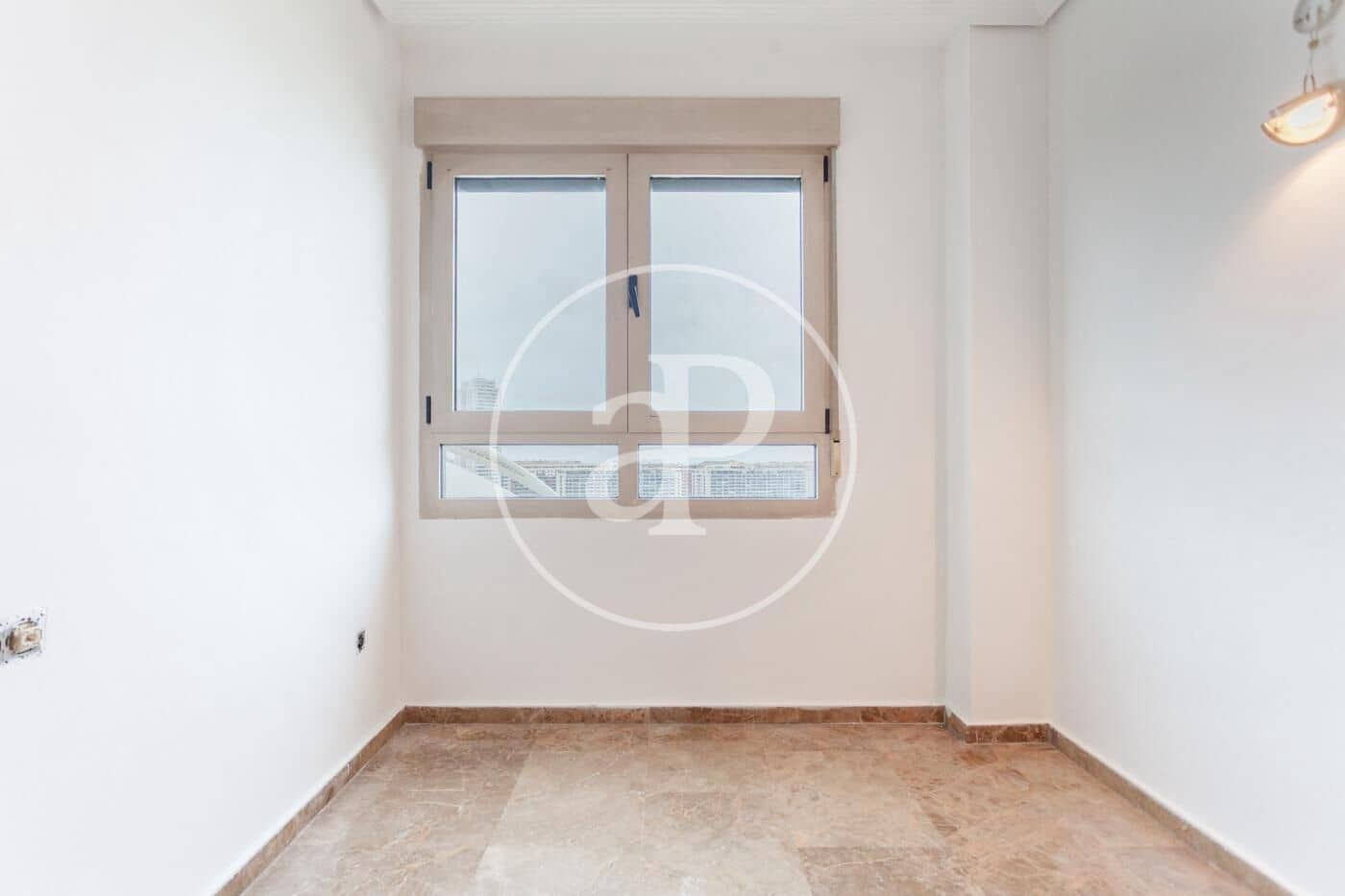 3 sypialnia Apartament do wynajęcia w Miasto Walencja - 2 200 € (Ref: 9000002)