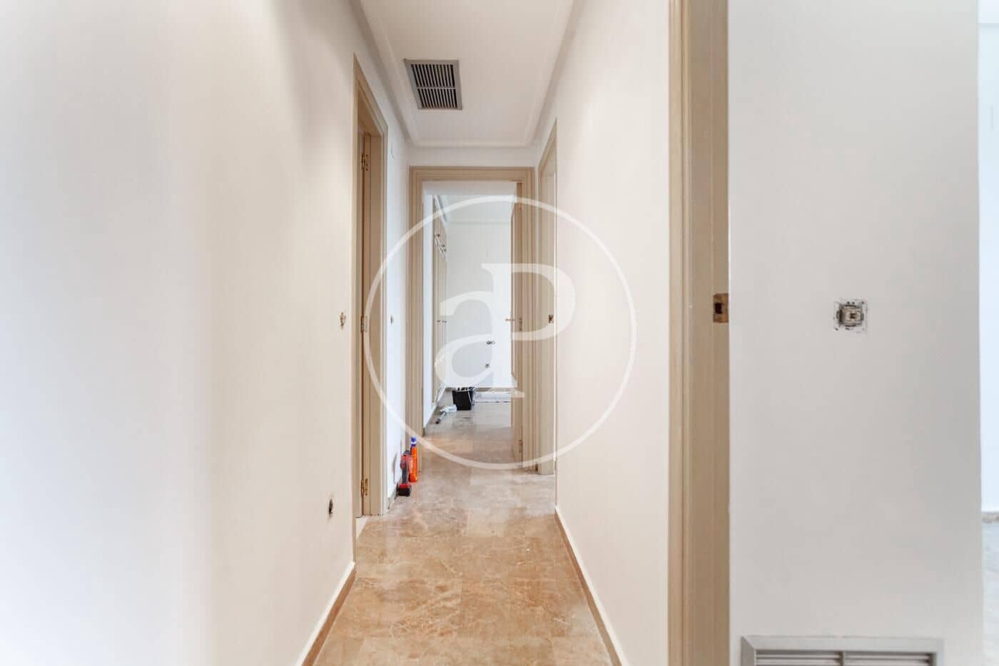 3 sypialnia Apartament do wynajęcia w Miasto Walencja - 2 200 € (Ref: 9000002)