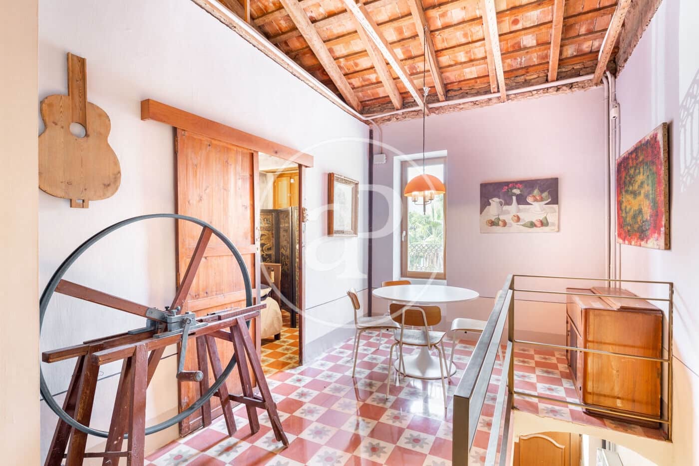 2 bedroom Villa for rent in Valencia city - € 1,500 (Ref: 9000010)