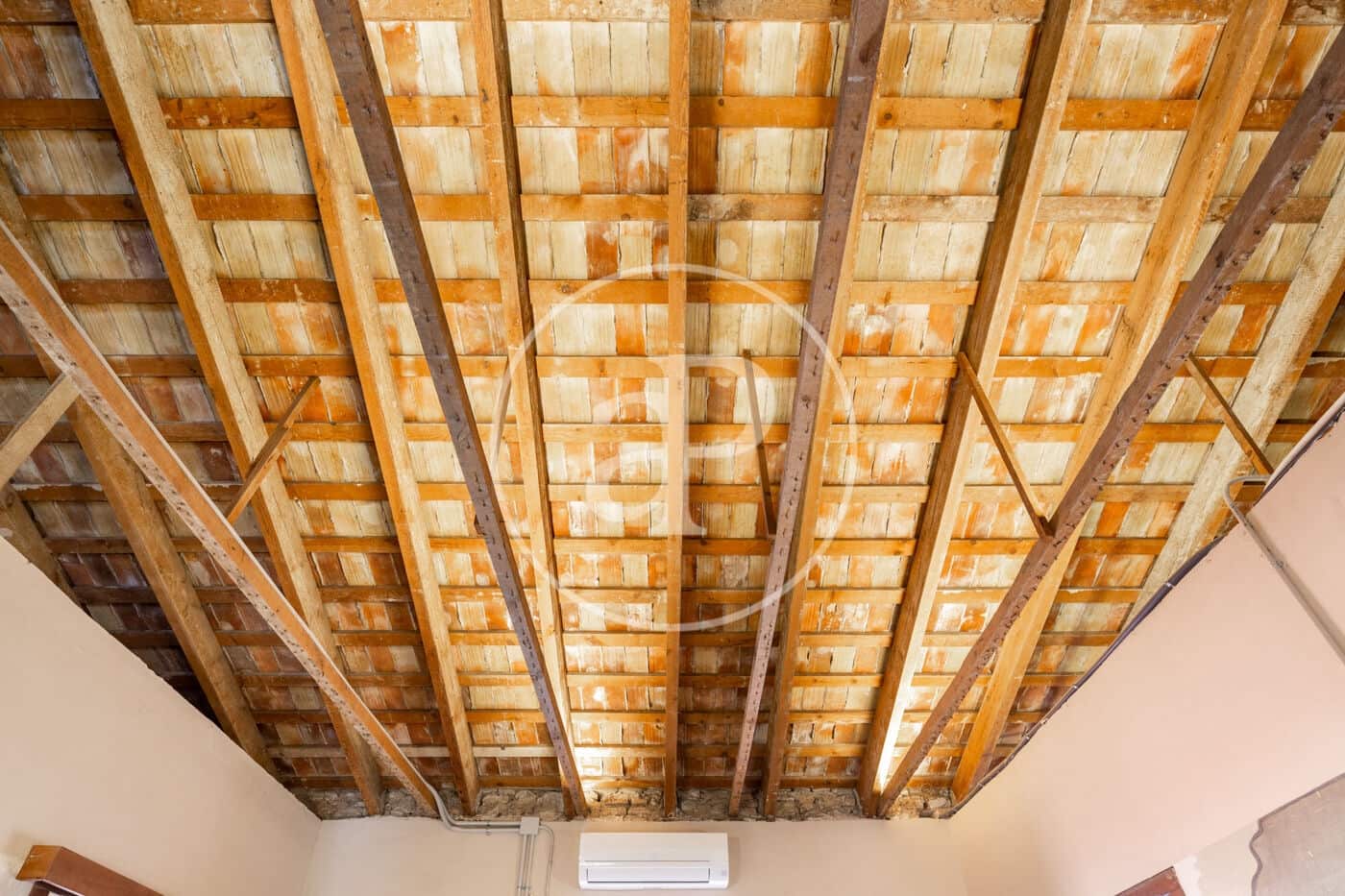 2 bedroom Villa for rent in Valencia city - € 1,500 (Ref: 9000010)