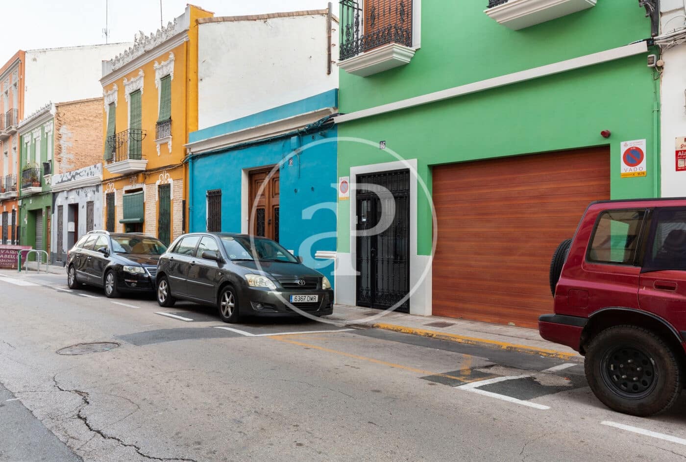 2 bedroom Villa for rent in Valencia city - € 1,500 (Ref: 9000010)