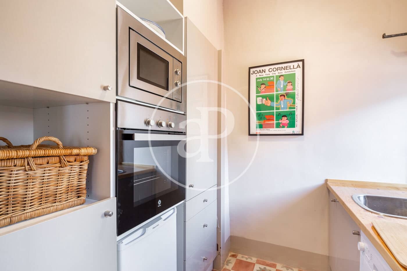 2 bedroom Villa for rent in Valencia city - € 1,500 (Ref: 9000010)