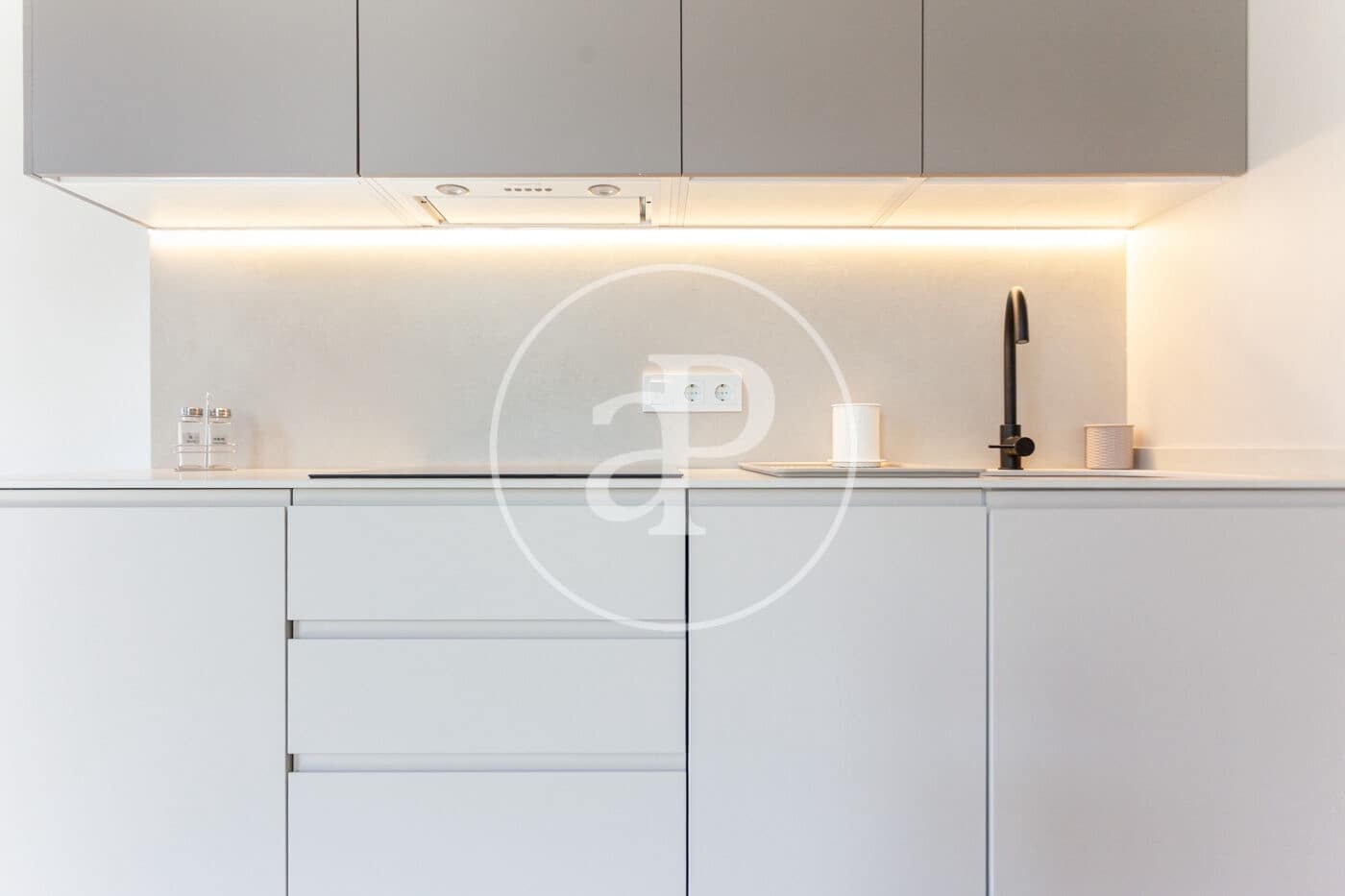 2 camera da letto Appartamento da affittare in Valencia citta - 1.700 € (Rif: 9000011)