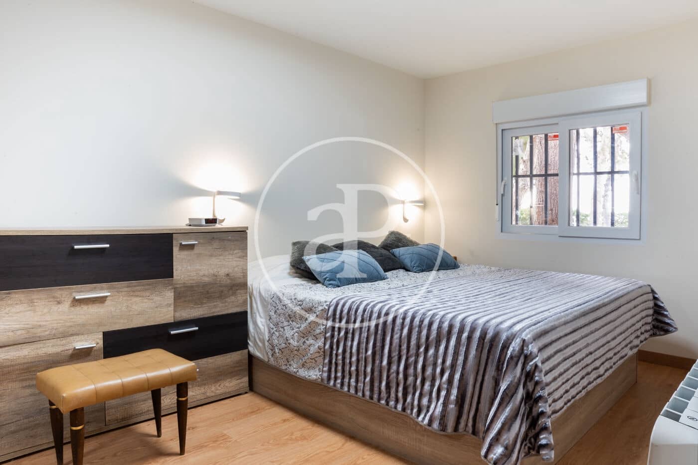 Chalet de 4 habitaciones en Muchamiel / Mutxamel en venta con piscina - 550.000 € (Ref: 9000021)