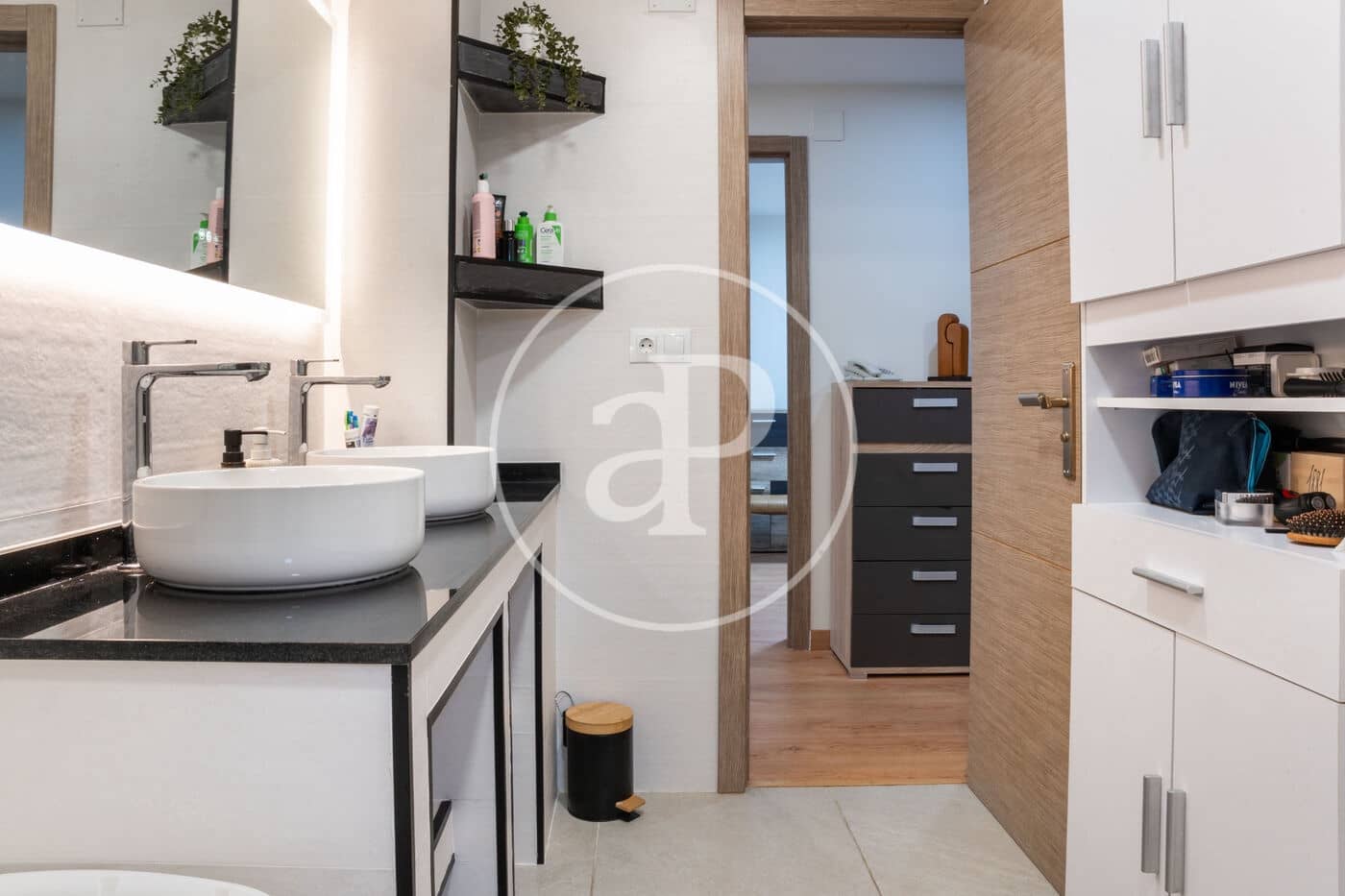 Chalet de 4 habitaciones en Muchamiel / Mutxamel en venta con piscina - 550.000 € (Ref: 9000021)