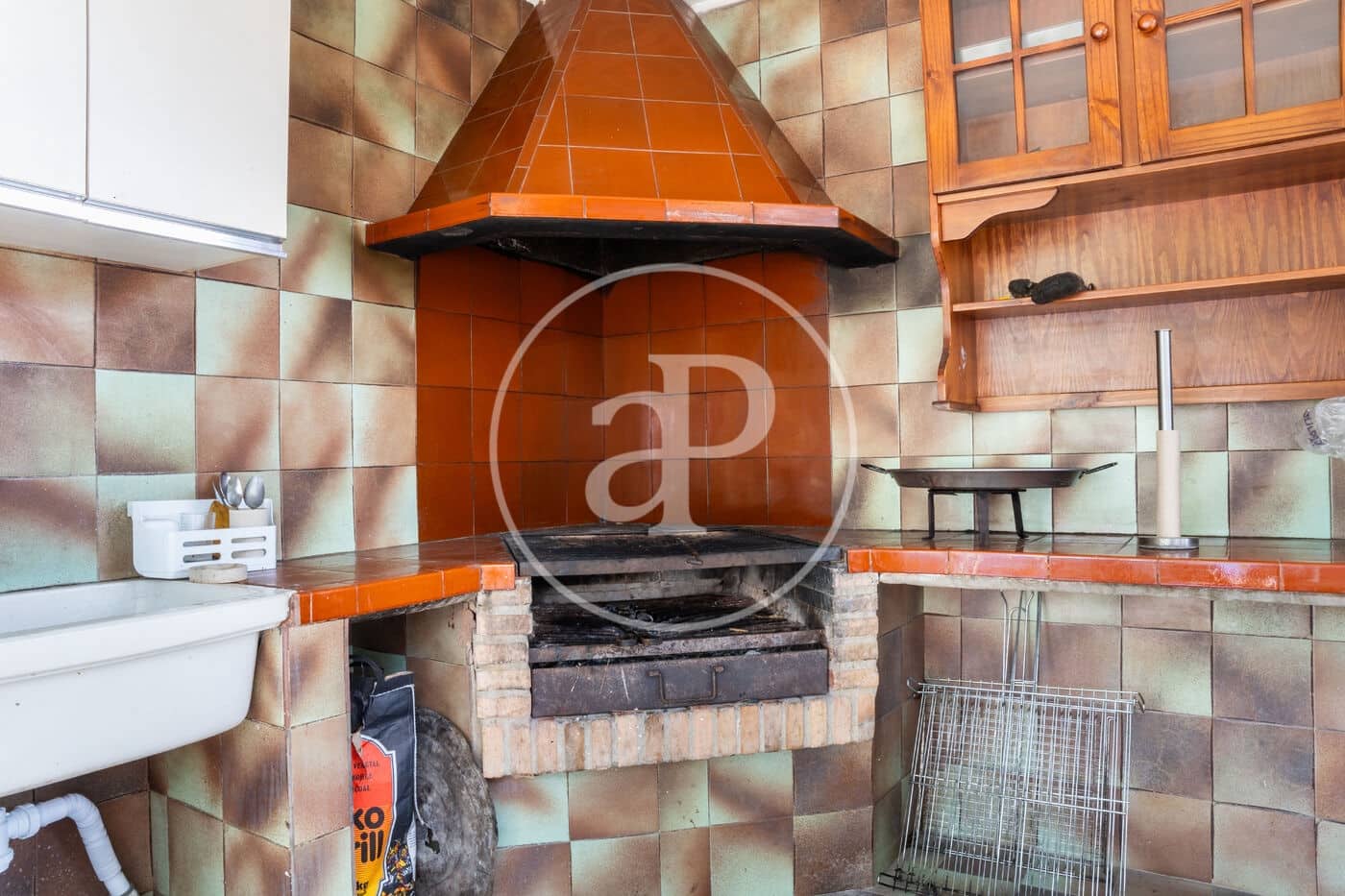 Chalet de 4 habitaciones en Muchamiel / Mutxamel en venta con piscina - 550.000 € (Ref: 9000021)