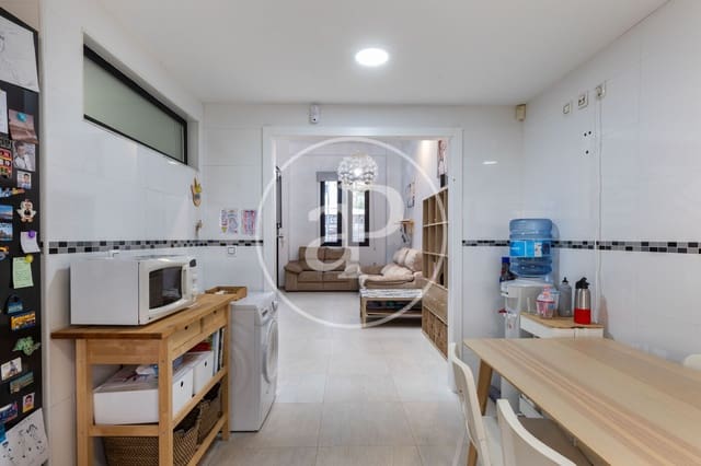 4 bedroom Villa for sale in Picassent - € 320,000 (Ref: 9000023)