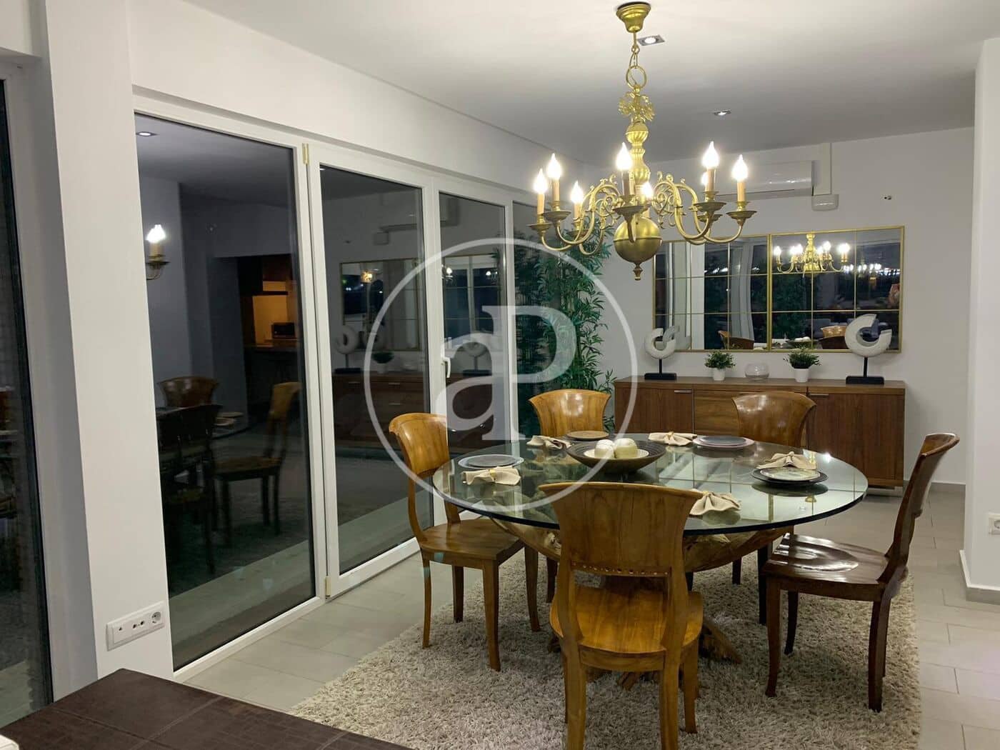9 Zimmer Villa zu vermieten in Betera mit Pool - 5.500 € (Ref: 9000029)