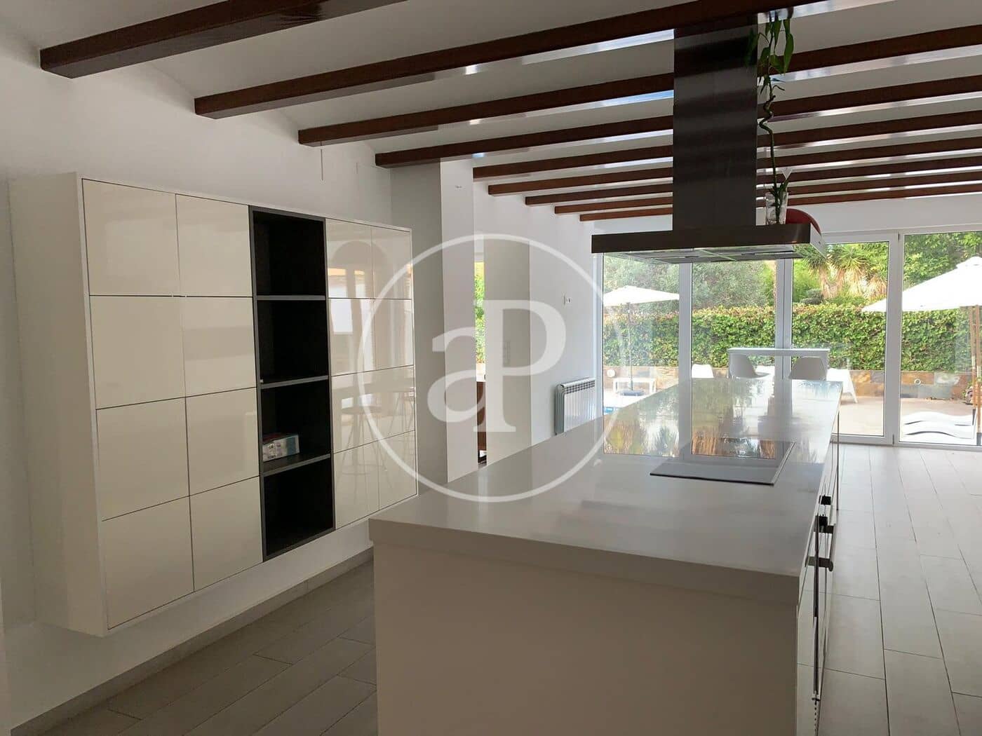 9 Zimmer Villa zu vermieten in Betera mit Pool - 5.500 € (Ref: 9000029)