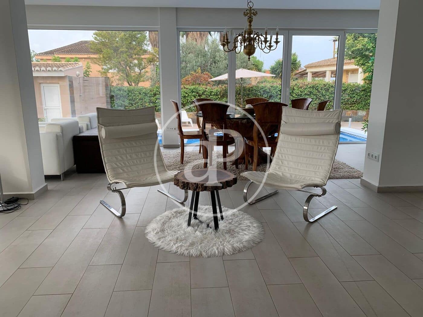 9 Zimmer Villa zu vermieten in Betera mit Pool - 5.500 € (Ref: 9000029)