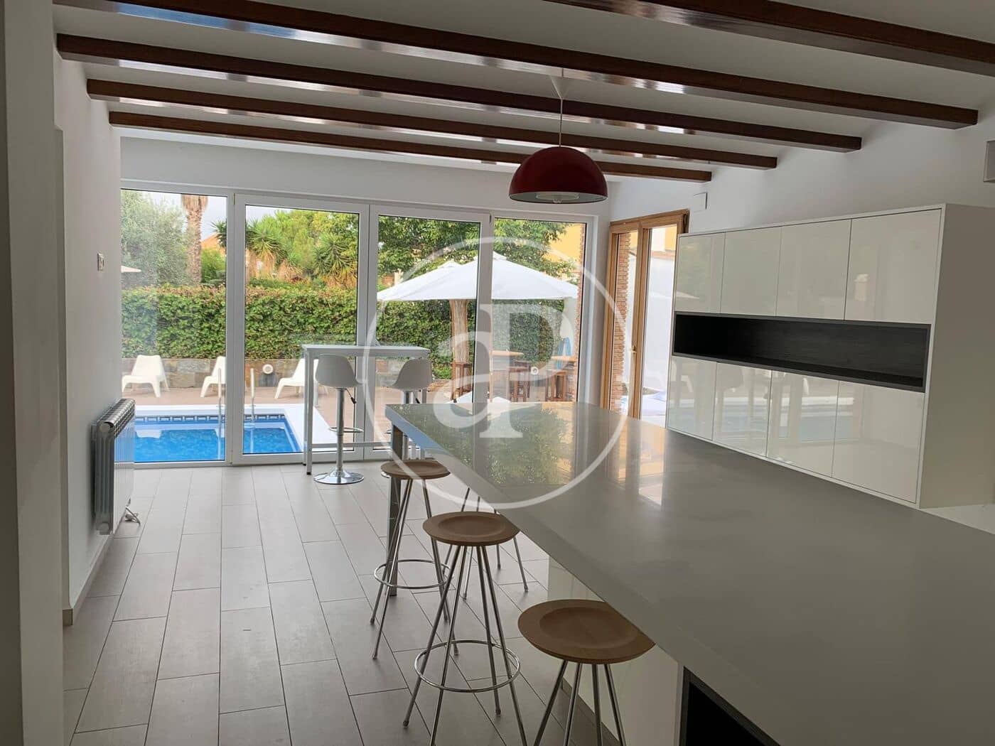 9 Zimmer Villa zu vermieten in Betera mit Pool - 5.500 € (Ref: 9000029)