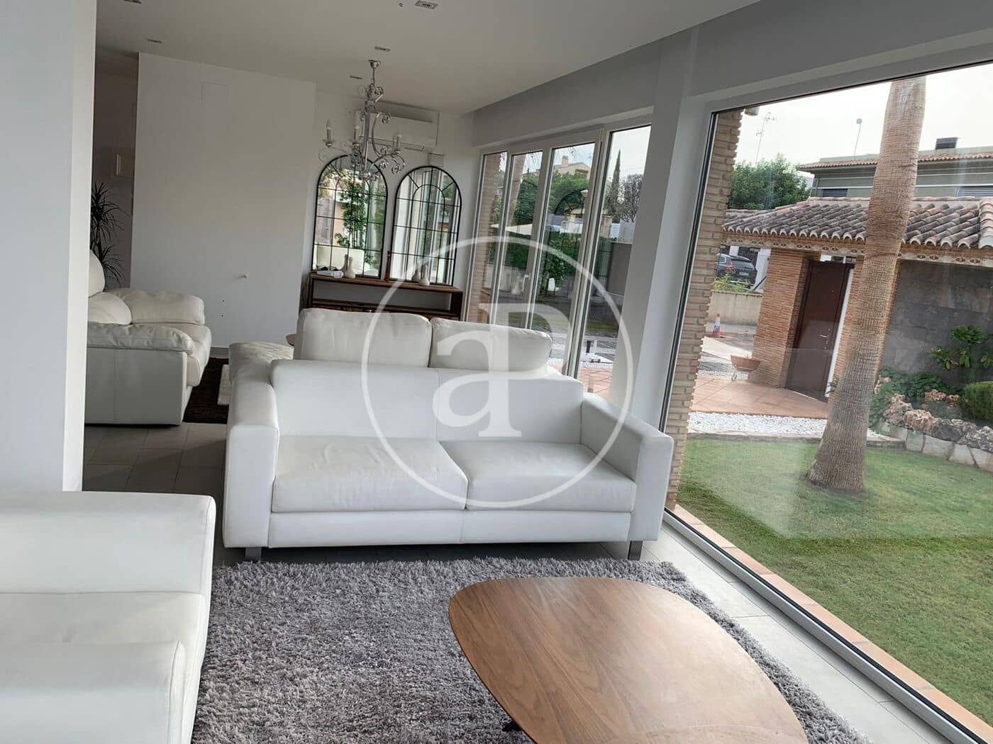 9 Zimmer Villa zu vermieten in Betera mit Pool - 5.500 € (Ref: 9000029)